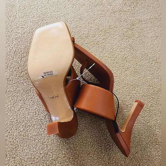 Zara    - Picture 8 of 11